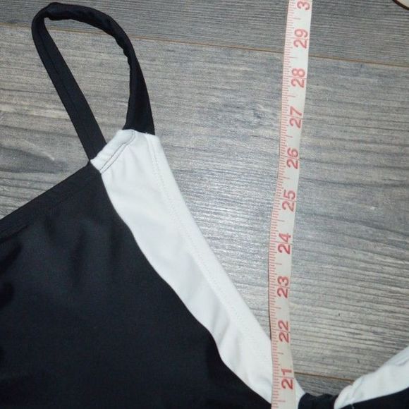 NWT Adore Me Keyhole Plus Size 4X One-Piece Swimsuit Black & White - Picture 11 of 11